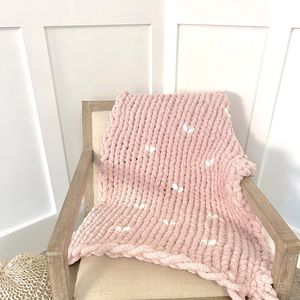 Plush chunky knit baby blanket